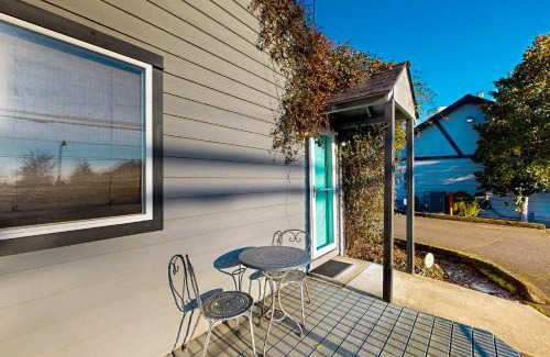 Dundee House | Tina's Cottage