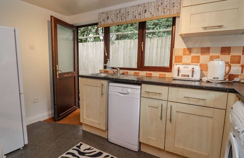Wraxall Cottage | TINKLETOD, romantic, character holiday cottage in Nailsea