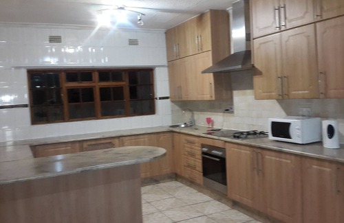 Francistown Bed & Breakfast | Tintech Bed & Breakfast
