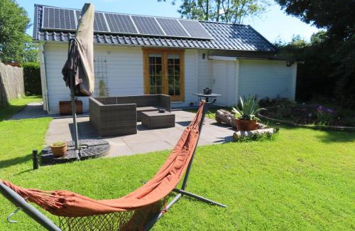 Tzummarum House | Tiny Botanic House