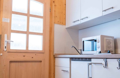 Herdwangen Schoenach Cottage | Tiny Home 'Bodensee' with Private Terrace and Wi-Fi