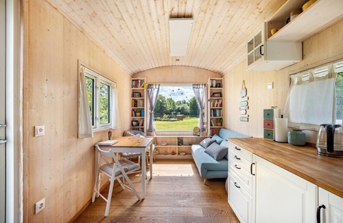 Fitzen House | Tiny Home 'Mit Blick Auf Den See' with Private Garden, Wi-Fi and Air Conditioning