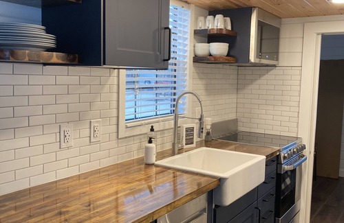 Liberty Hill Cabin | Tiny Home nestled along the San Gabriel River.