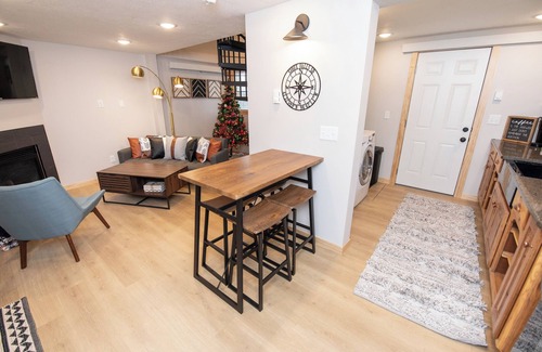 Sioux Falls House | Tiny Home on a Hill Close to Downtown, Sanford Premier Center and Airport