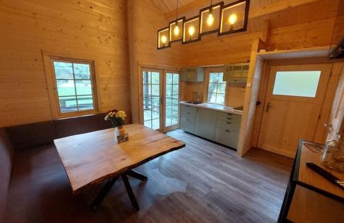 Saalfeld-Saale Apartment | Tiny House am Teich