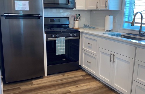 Salem Cottage | Tiny House on 49th Ave NE Salem, Oregon