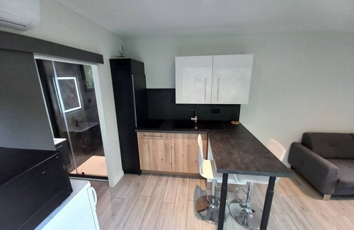 Sain-Bel House | Tiny house rental in western Lyon