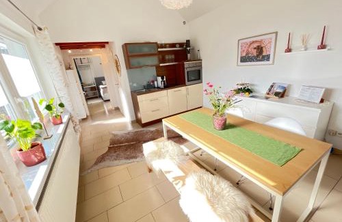 Ellerstadt House | TinyHouse Pfalzperle Auszeit nahe Deutsche Weinstraße & Therme