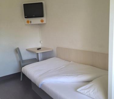 Fontaine-Notre-Dame Hotel | TIP HOTEL CAMBRAI ex HOTEL F1