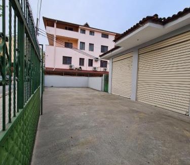 Kamez House | Tirane Tranquility Cottage