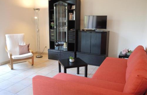 Ascona Apartment | Tista by Fewotessin
