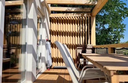Tiszaorveny Apartment | Tisza-Tavi Nyaralósziget - Just a few steps from the peaceful shores of Lake Tisza