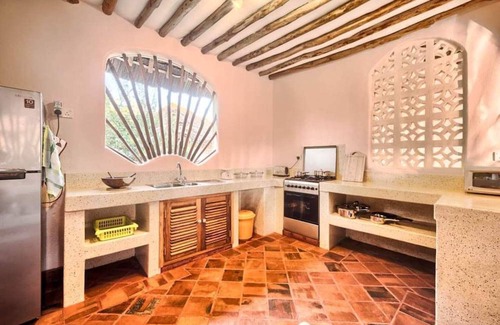 Tiwi Cottage | Tiwani Sunset Cottage - a little piece of Eden in Tiwi, Kenya