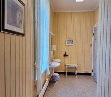 Alstahaug House | Tjøtta Gjestegaard