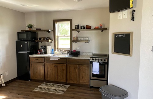 Pepin Cabin | TK's Pepin Getaway RentalLLC Cabin 3 Less than 5 min from Lake Pepin/winery/town