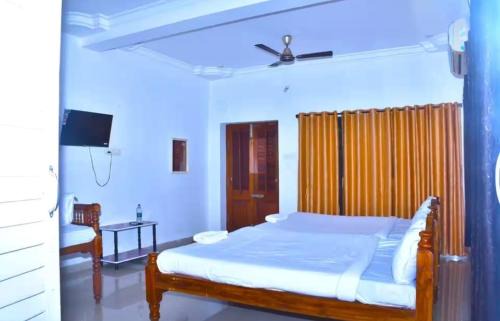 Kalapet House | TM Beach Resort