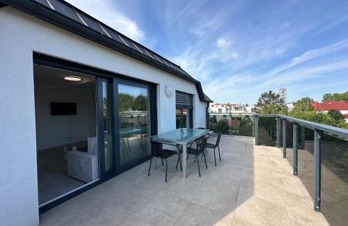Floridsdorf Apartment | To Had Apartments with Balcony or Terrace, 500m from U-Bahn, Top Location
