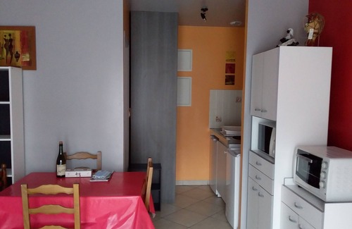 Ploezal Apartment | To rent for vacations new furnished studio by the week