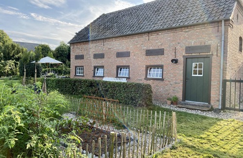 Kalkar House | Tobacco Barn