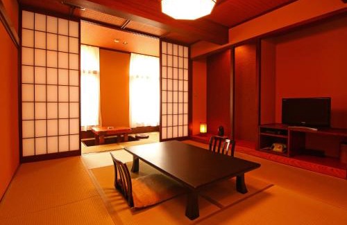 Tsukioka Onsen Hotel | Toeikan
