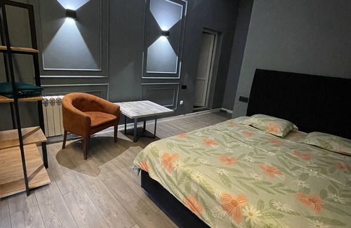 Bishkek Bed & Breakfast | Toktonalieva 8 B