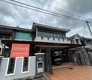 Kampung Sematang House | Tokwan Homestay 2 - Homestay with private kid's pool