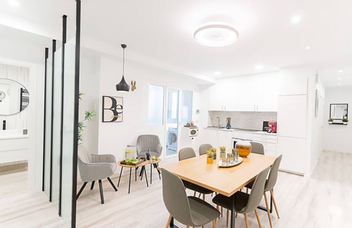 Cotos Bed & Breakfast | Tokyo: room with comfort, convenience and shared areas Chamartín - Mauricio Legendre