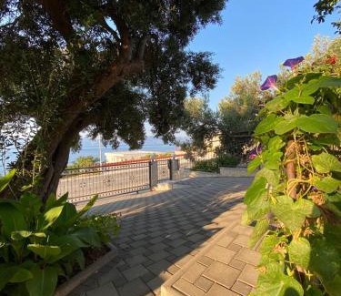 Brist Apartment | Tole Villa Podaca 2 with heated Pool
