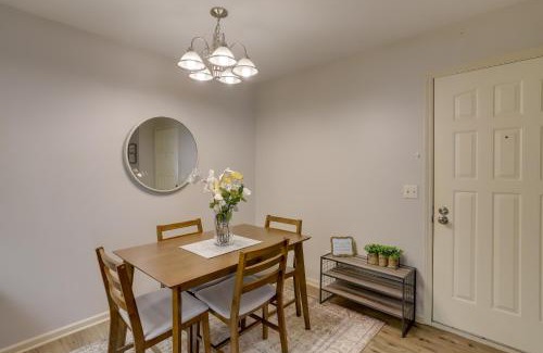 Reynolds Corners Apartment | Toledo Vacation Rental about 8 Mi to Downtown!
