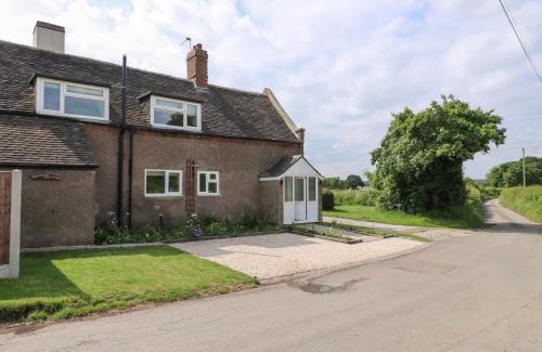 Great Haywood House | Tolldish Cottage