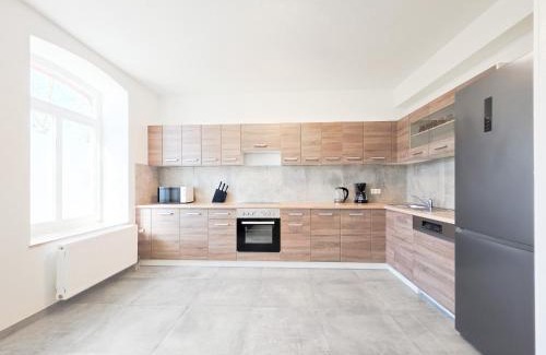Willich Apartment | Tolstov Apartments - 2 Schlafzimmer - Sofa - Küche - Waschmaschine - 20 Min to Messe DUS