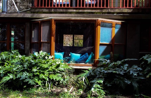 Mount Tomah Bed & Breakfast | Tomah Retreat, BREATHE with Fireplace and Garden Sauna near Botanic Gardens, Next to the Botanical G