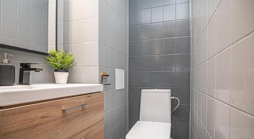 Lasnamae Apartment | Tondiraba Apartments