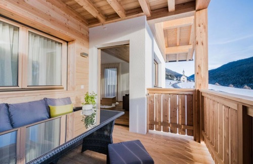 Valle San Silvestro Boat Rental | Toninghof Comfortable holiday residence