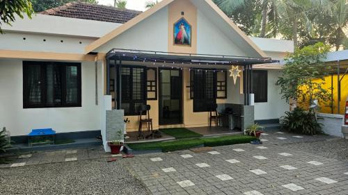 Sea View Ward House | Tonys Heritage Villa