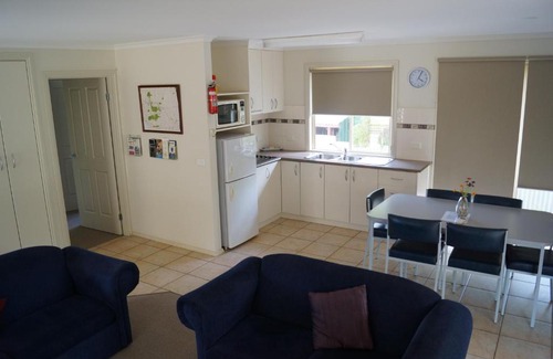 Tooleybuc Hotel | Tooleybuc River Retreat Villas