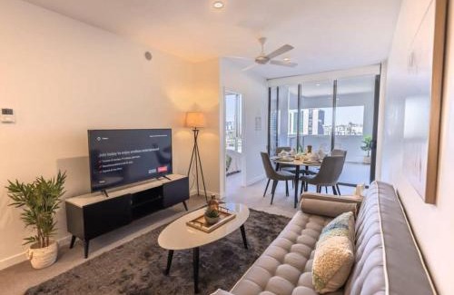 Toowong Apartment | Toowong Central Carpark and Wifi Great value 1BR Apt