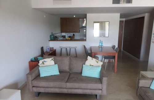 Punta Prima Apartment | Top deal: Luxury by the sea: Spacious apartment (sleeps 4), sea view Torrevieja