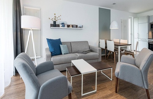 Bensersiel Apartment | Top-ferienapartment mit Großer Terrasse, Parkplatz, Schwimmbad- & Saunanutzung