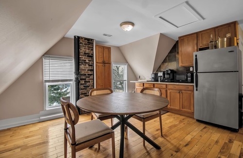 Buffalo Apartment | Top-Floor Two-Bedroom Loft in Superb Buffalo location with WiFi and A/C Options.