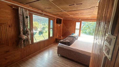 Pahalgam House | Top Hill Cottage