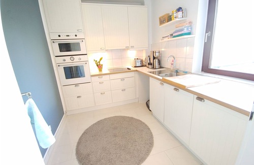Winterhude Apartment | Top location 2 minutes walk to Aussenalster for 5 persons 2 bedrooms