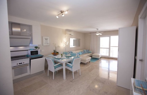Almerimar Apartment | ✅TOP STAY 🥇LUXURY APARTMENT/Sea-Marina ⛱ 🏌️♂️🌴views/🆓wi-fi/airco/dishw