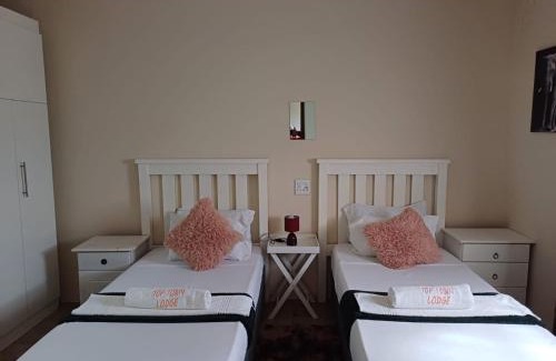 Mnquma Bed & Breakfast | TOP TOWN LODGE