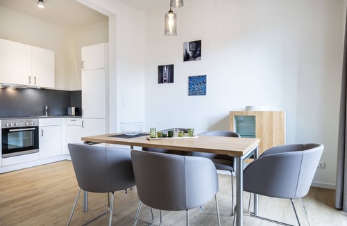 Wismar Apartment | Topmodernes, Barrierearmes Apartment in Erstklassiger und Zentraler Hafenlage
