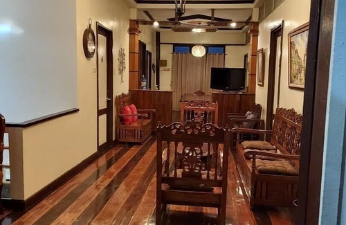 San Juan House | Tops Lodging House