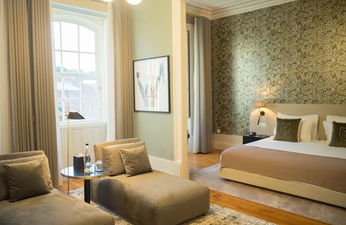 Guimaraes Hostel | Torel Royal Court