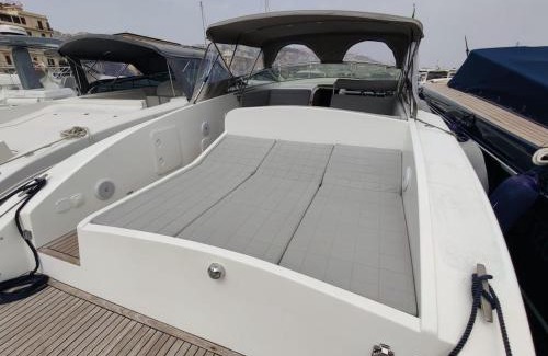 Chiaia Boat Rental | Tornado44s