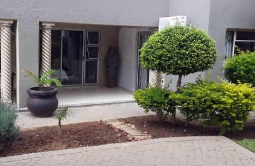 Moses Kotane House | Toro Guest House