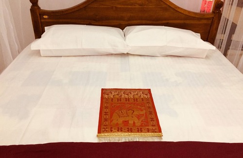 Udunuwara House | toropi homestay